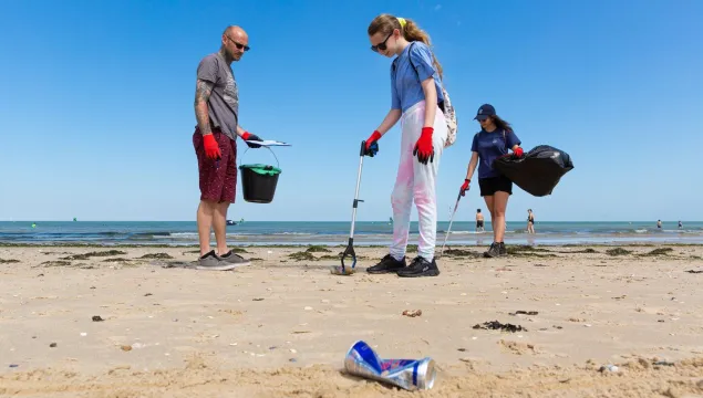 shepherd neame beach clean