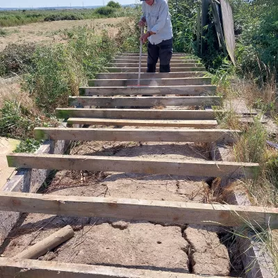 Swale team west hide platform renovation aug 2024